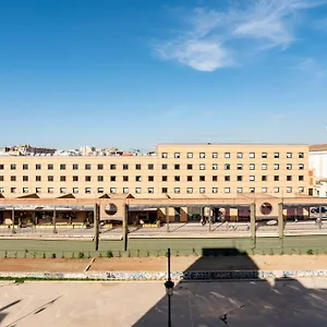 https://encantador-apartamento-centro-historico.1costadelsol.com